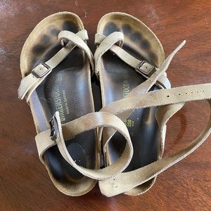 Birkenstock’s USED CONDITION